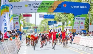 爱游戏体育-赛前体能课后，拉齐奥门线救险备战欧冠，压力陡增，纪律约束更严格(拉齐奥欧冠战绩)